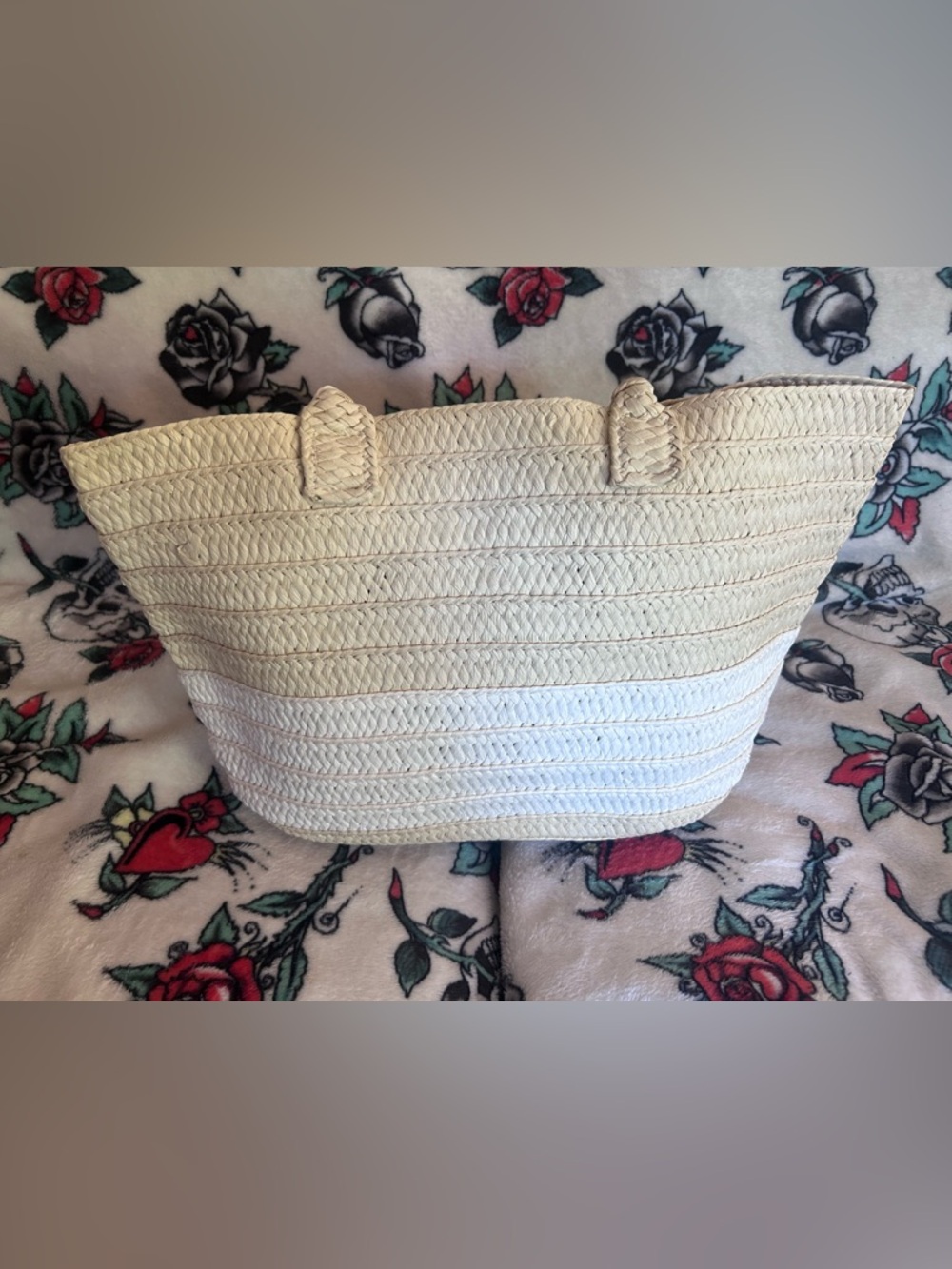 Altru Woven Paper Straw Tote Bag - Summer/Beach Ready - Excellent Condition - Picture 3 of 10